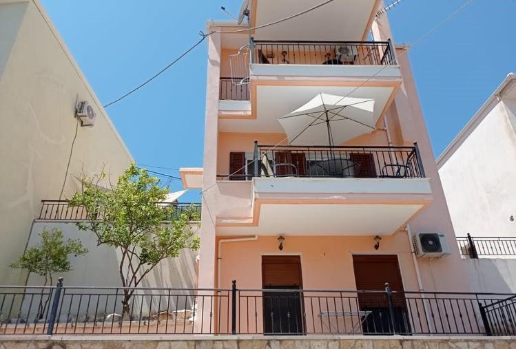 Hermes Holiday Home In The Port Of Sivota Экстерьер фото