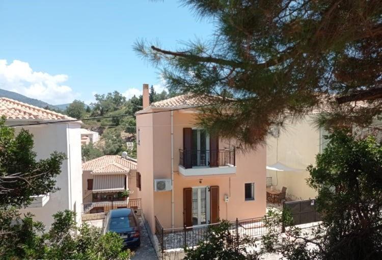Hermes Holiday Home In The Port Of Sivota Экстерьер фото