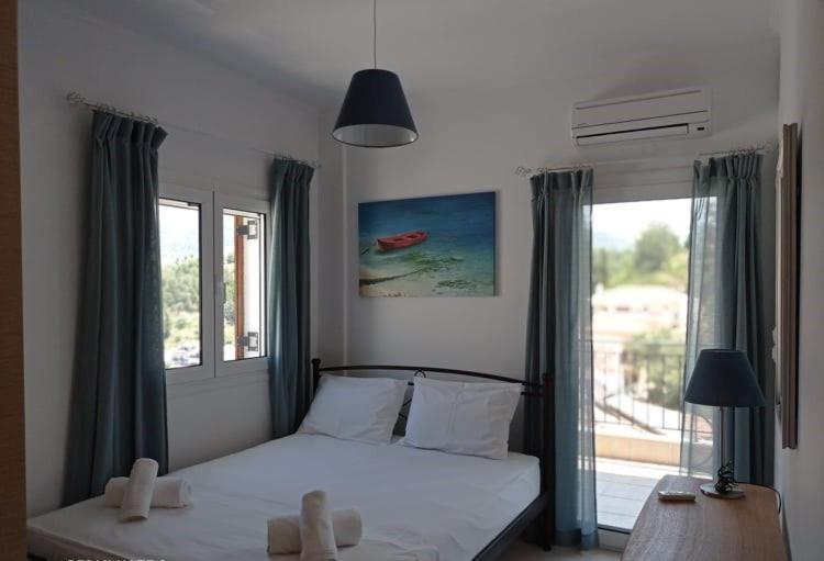 Hermes Holiday Home In The Port Of Sivota Экстерьер фото